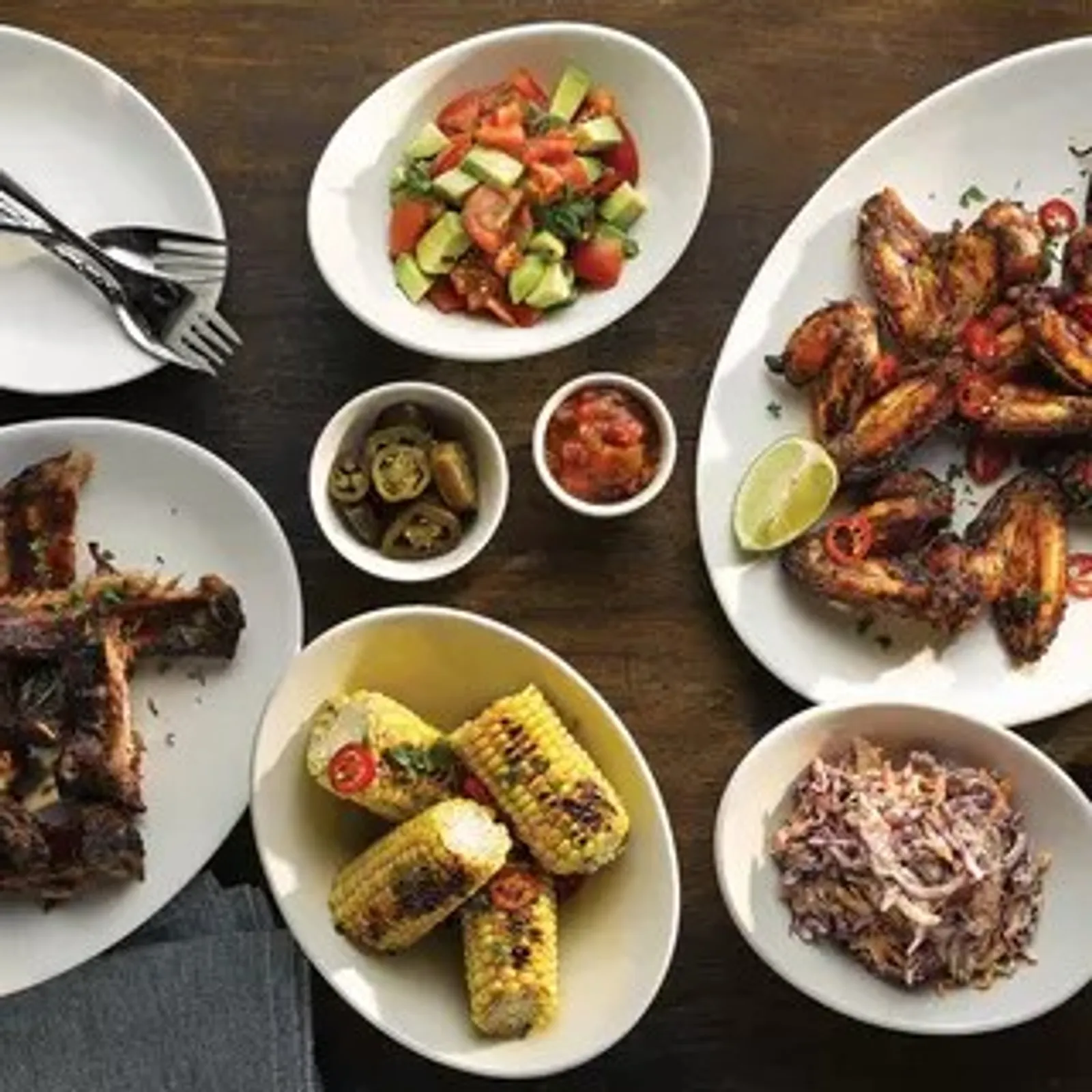 Churchill 9934132 Orbit - Oval Coupe Plate 315 x 255mm