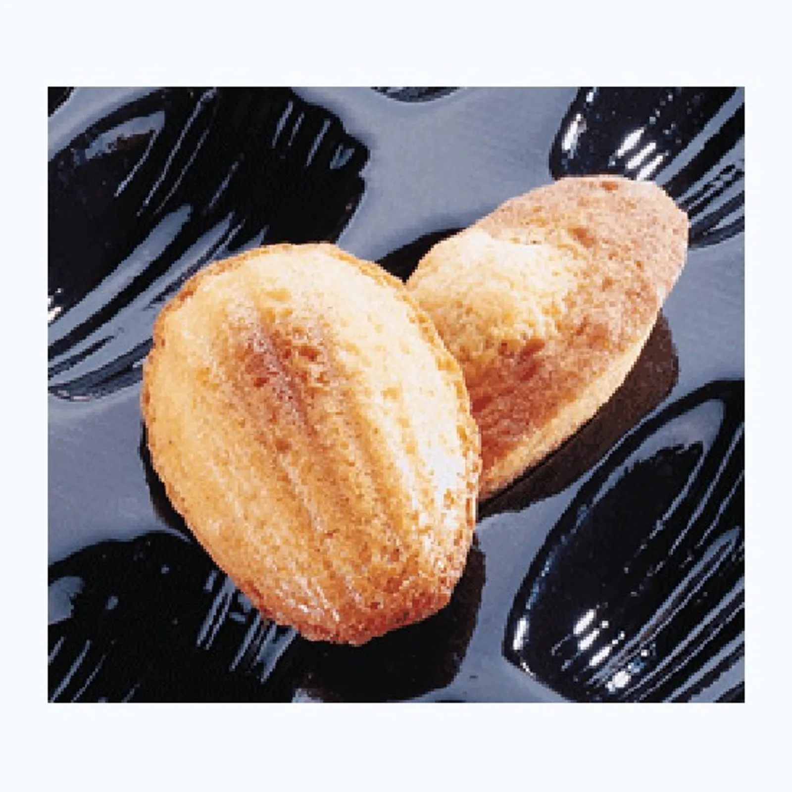 Matfer Bourgeat 336017 - Madeleine 78x47mm 35ml