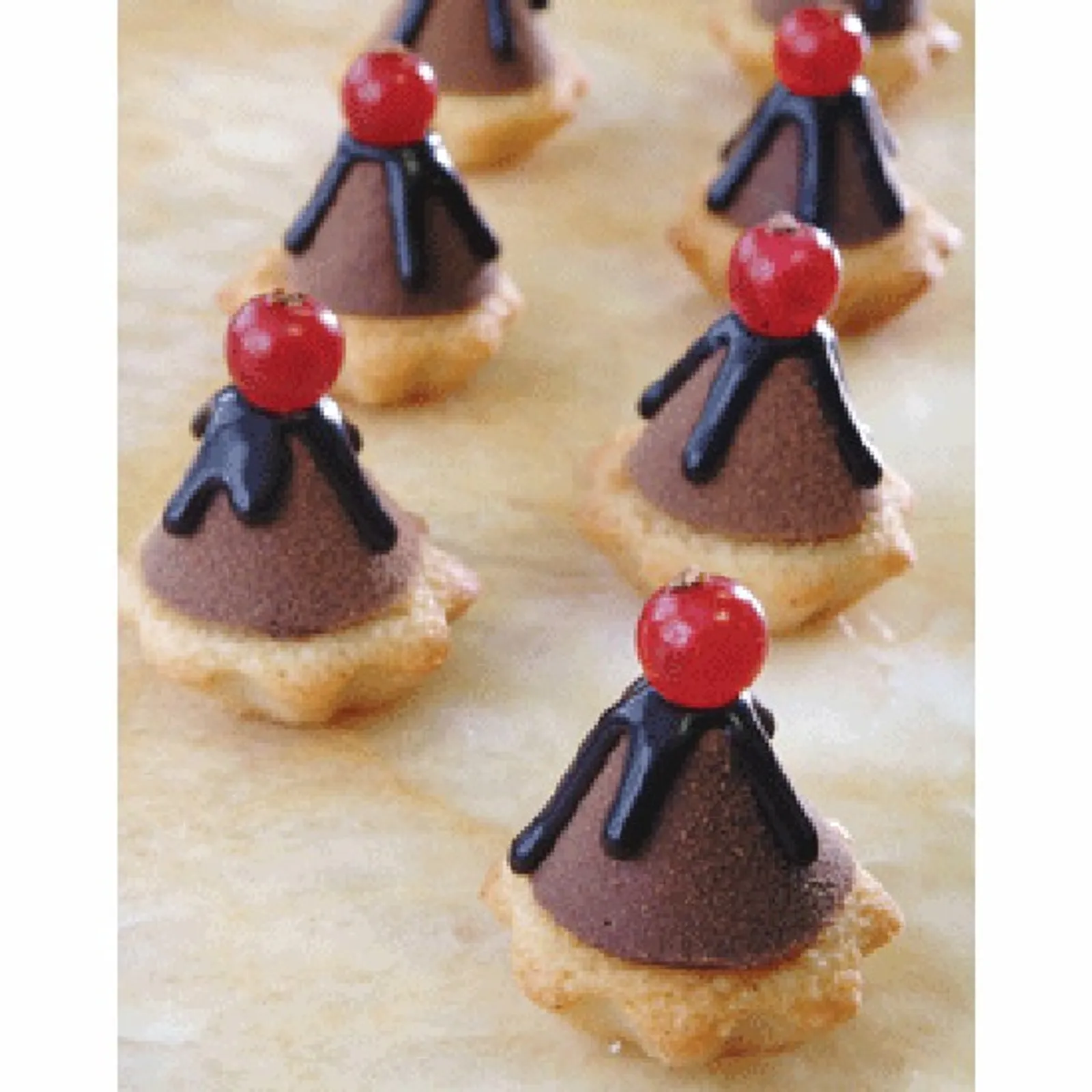 Matfer Bourgeat 336339 - Mini Cones 30mm 6ml 48 MLDS