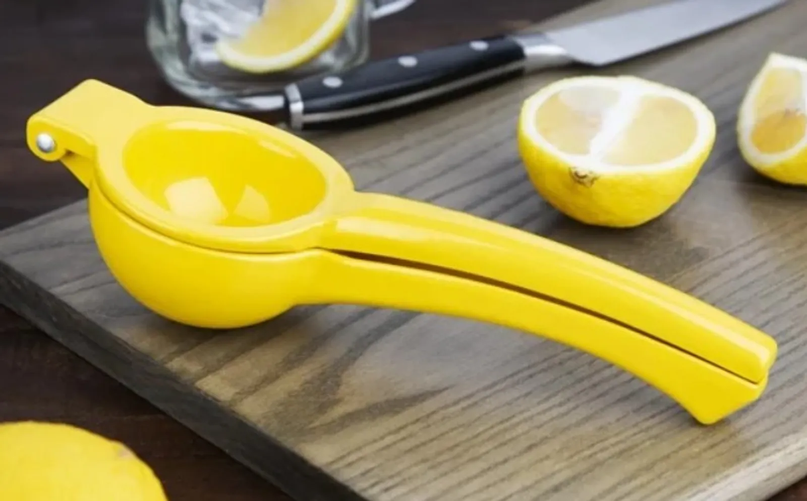 Olympia Lemon Hand Juicer