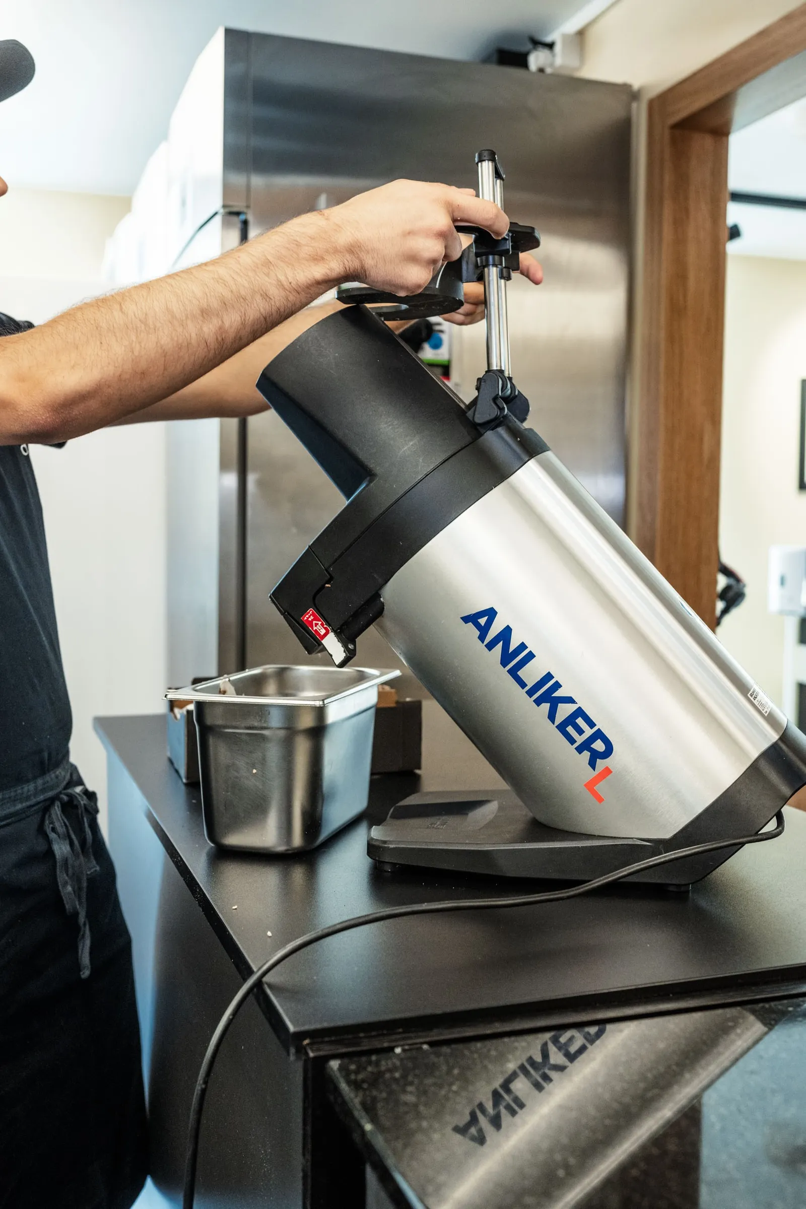 Brunner 231.01902 - Vegetable Cutting Machine - Anliker L