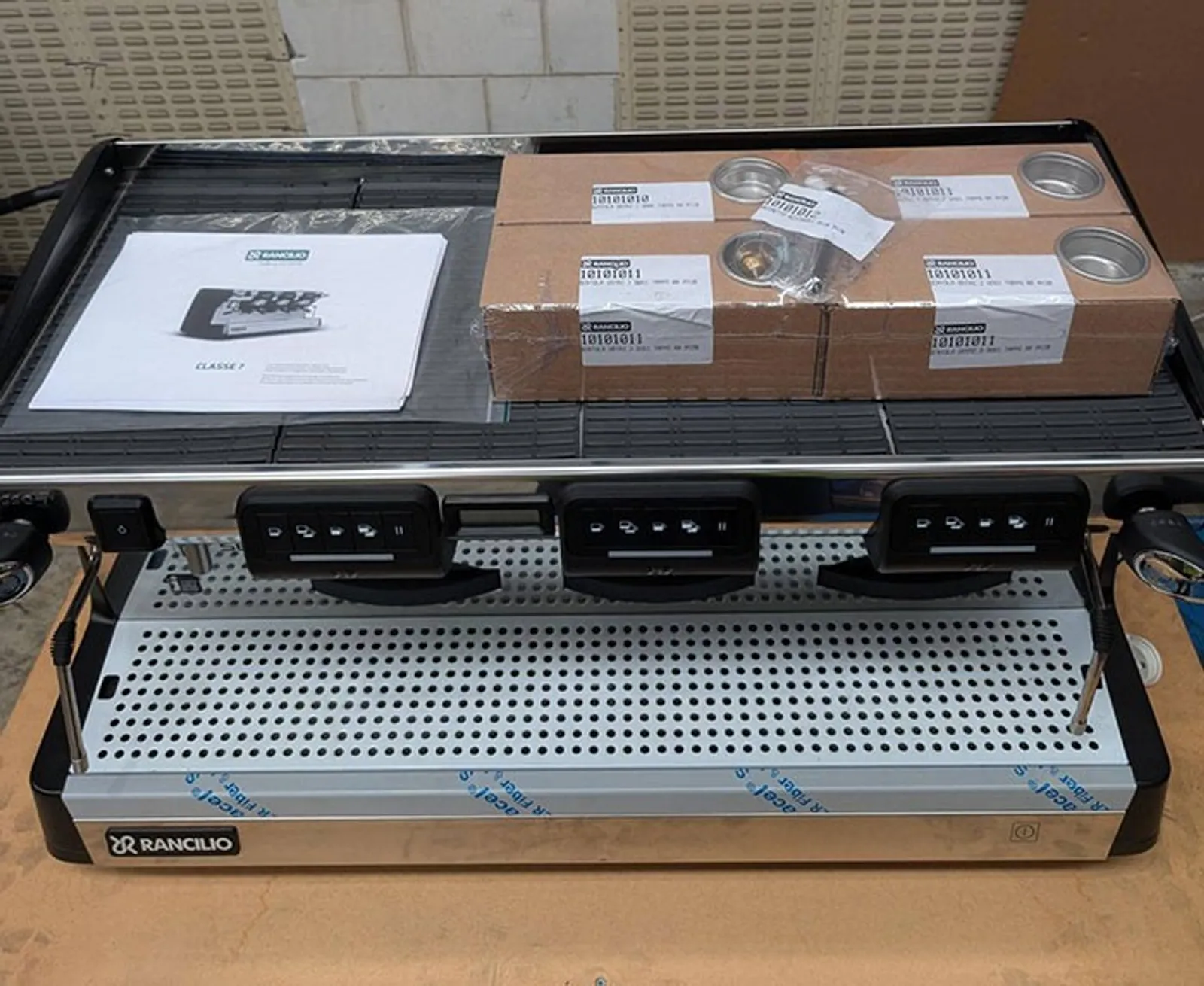 Rancilio CLASSE 7 USB TALL 3GR Espresso Machine - Clearance