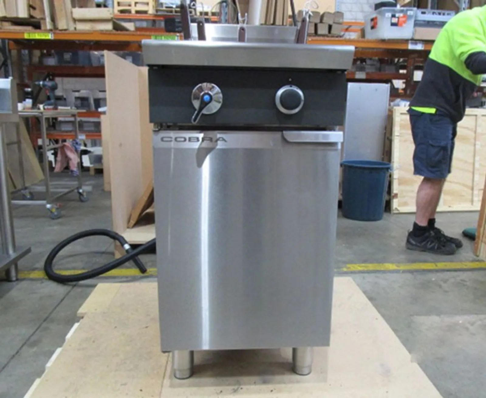 Cobra CN4 - 450mm Gas Noodle Cooker - Clearance