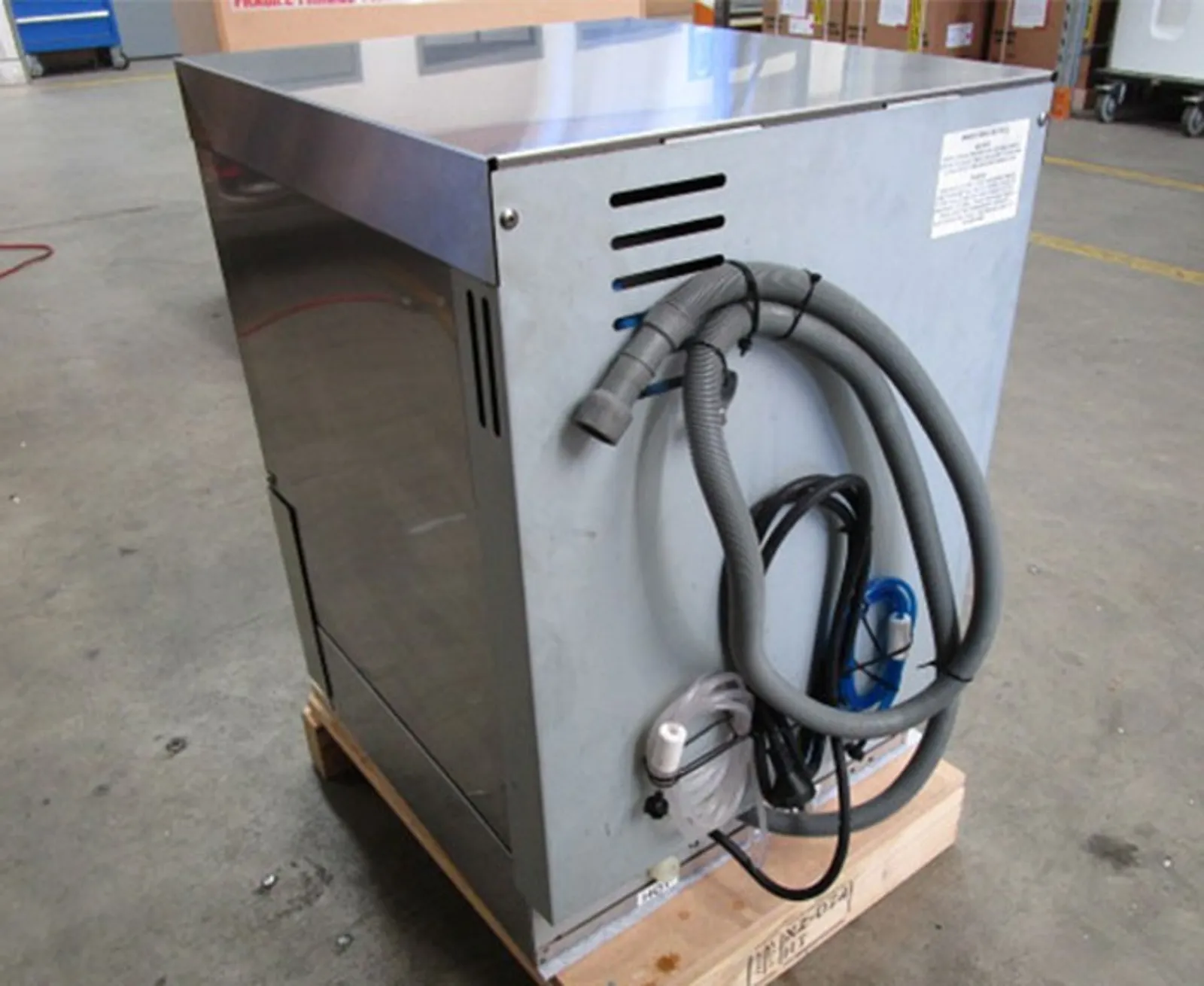 Washtech GM-R - Professional Undercounter Glasswasher / Dishwasher - 450mm Rack - Clearance (3)