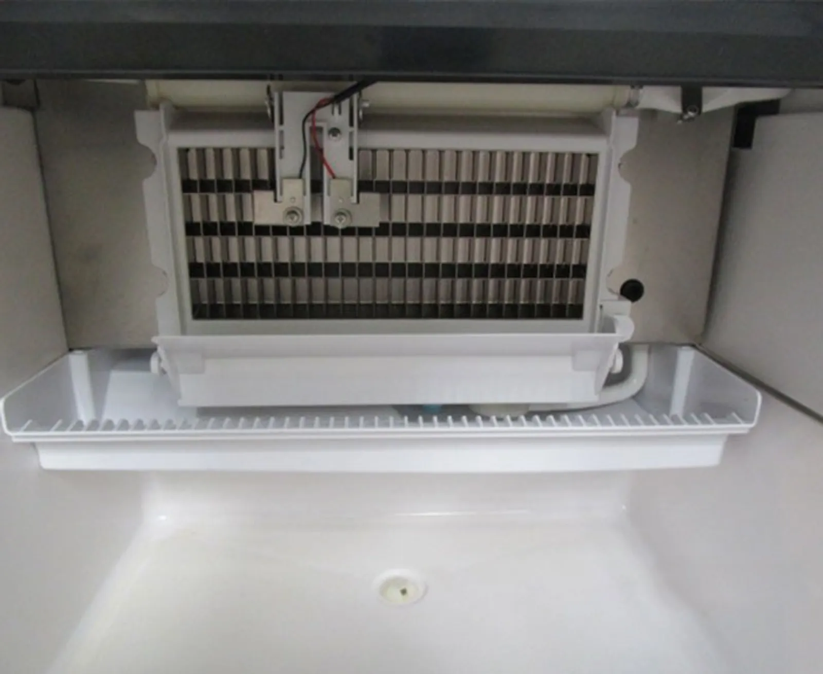 Scotsman NUH 100 AS OX - 45kg - XSafe Self Contained Dice Ice Maker - Clearance (2)