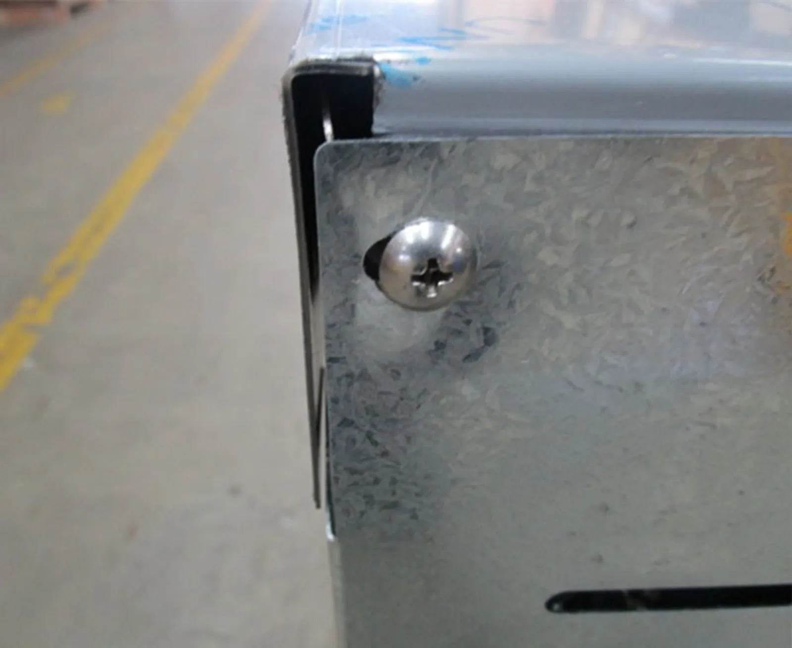 Washtech XU - Economy Undercounter Dishwasher / Glasswasher - 500mm Rack - Clearance