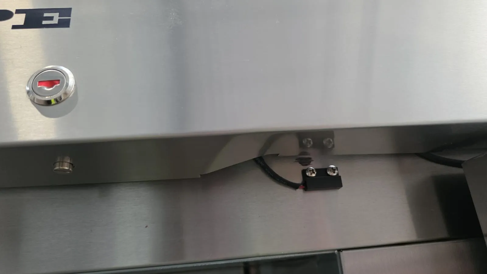 SKOPE ReFlex RF8.UPC.2.SD - 2 Solid Door Upright GN 2/1 Compatible Fridge & Freezer - Clearance