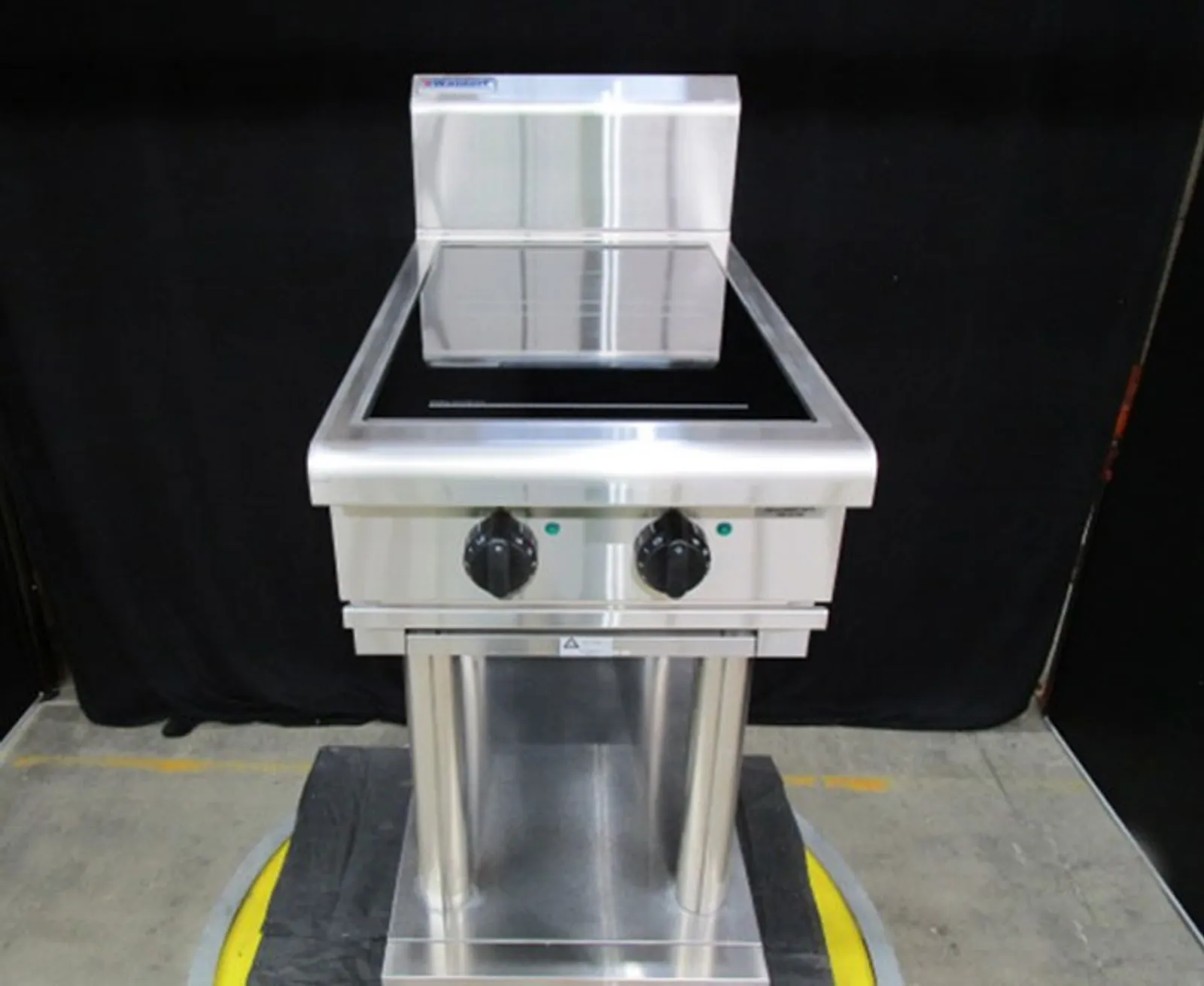 Waldorf 800 IN8200R3-LS - 450mm Electric Induction Cooktop - Leg Stand - Clearance