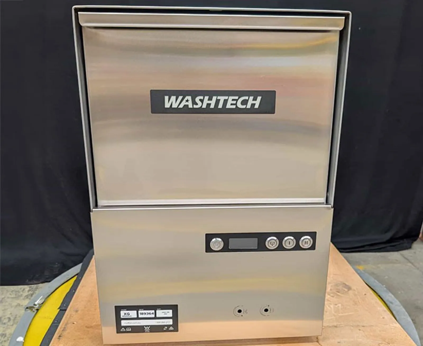 Washtech XG - Economy Undercounter Glasswasher - 365mm Rack - Clearance (2)