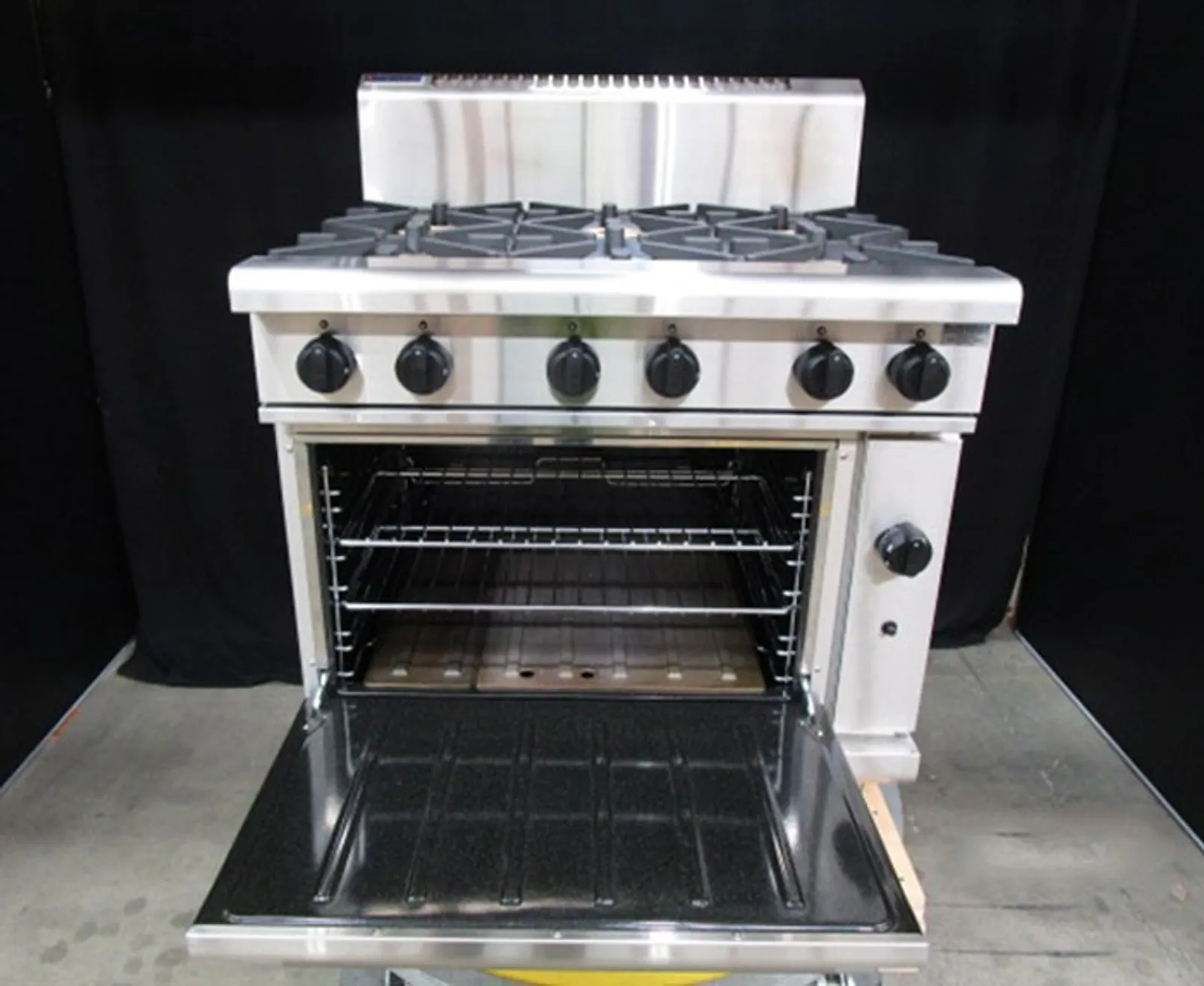 Waldorf 800 Series RN8610G - 900mm Gas Range Static Oven - Clearance