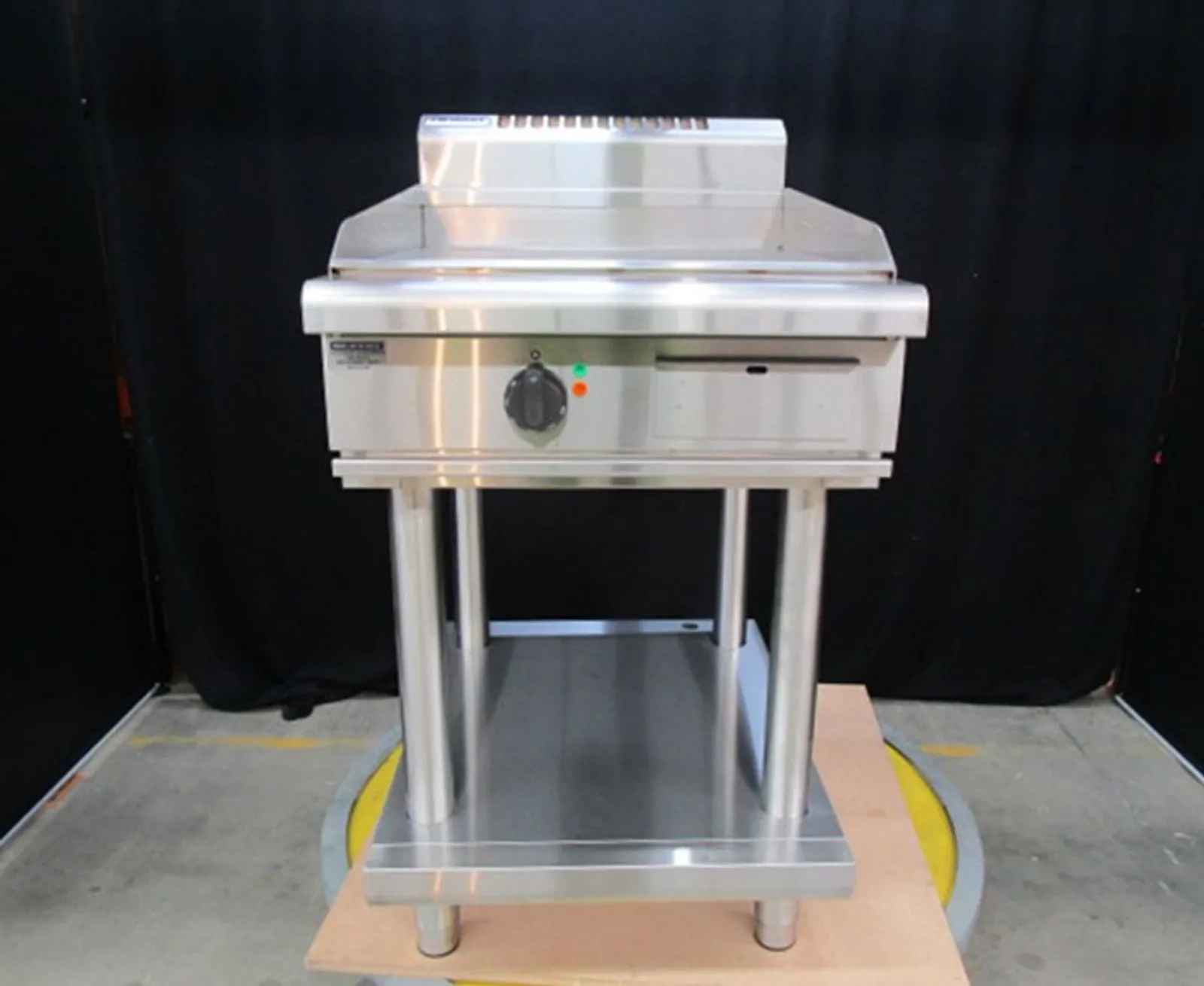 Waldorf 800 Series GP8600E-LS - 600mm Electric Griddle Leg Stand - Clearance