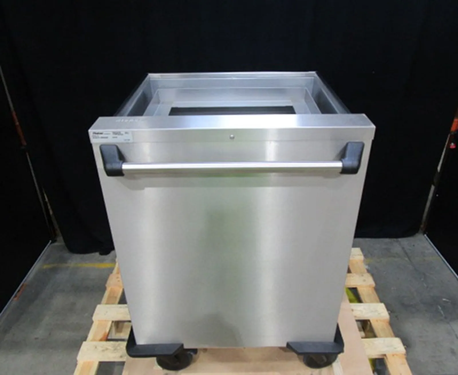 Rieber PG-Q1/1 - Closed Platform Dispenser - Unheated - Clearance