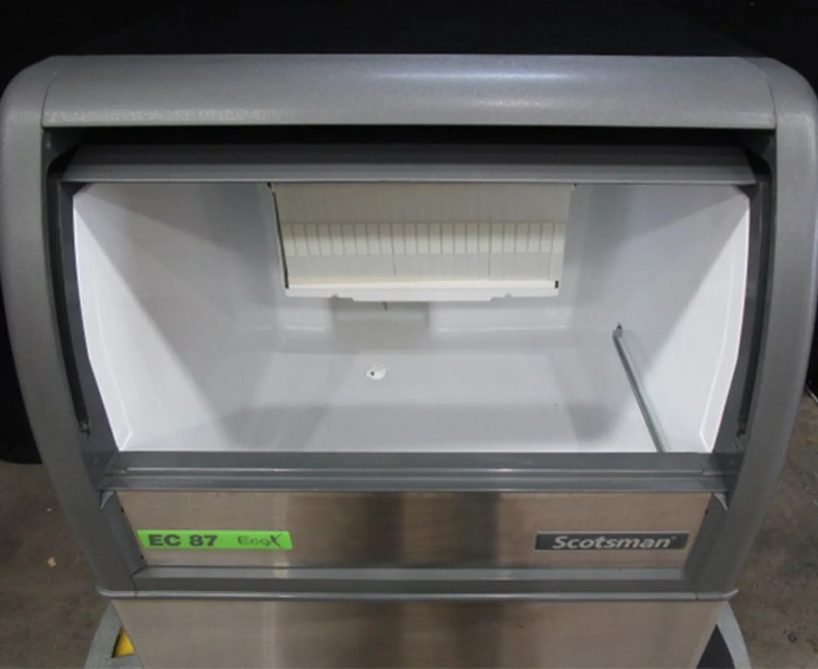 Scotsman ECS 87 AS OX - 39kg - EcoX & XSafe Self Contained Gourment Ice Maker - Clearance