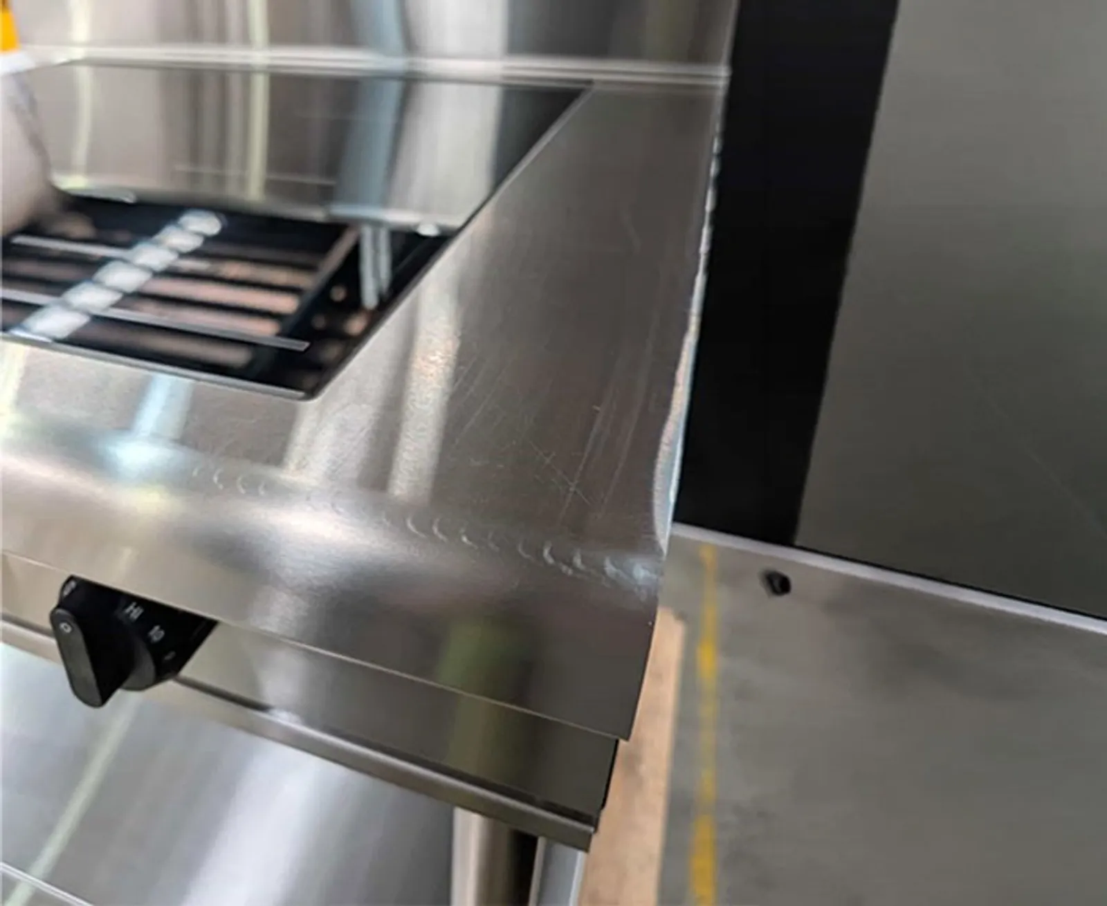 Waldorf 800 IN8400F-LS - 900mm Electric Induction Cooktop - Leg Stand - Clearance