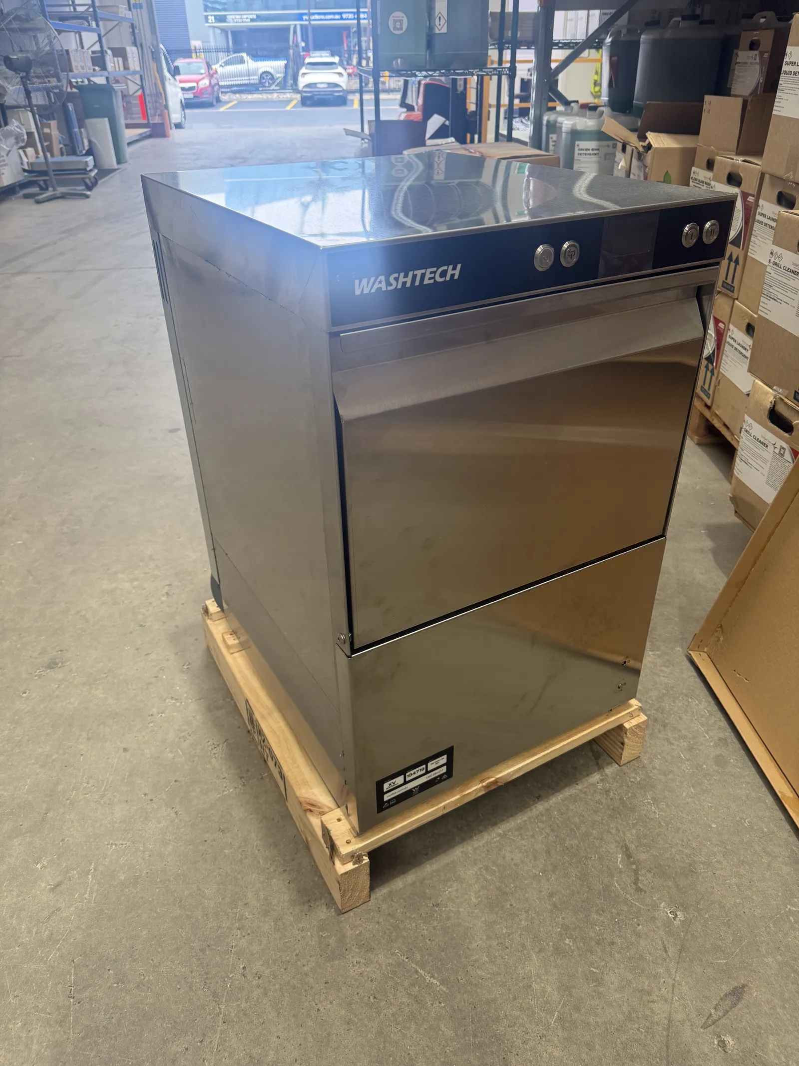 Washtech XV - Compact Undercounter Dishwasher - 450mm Rack - Clearance