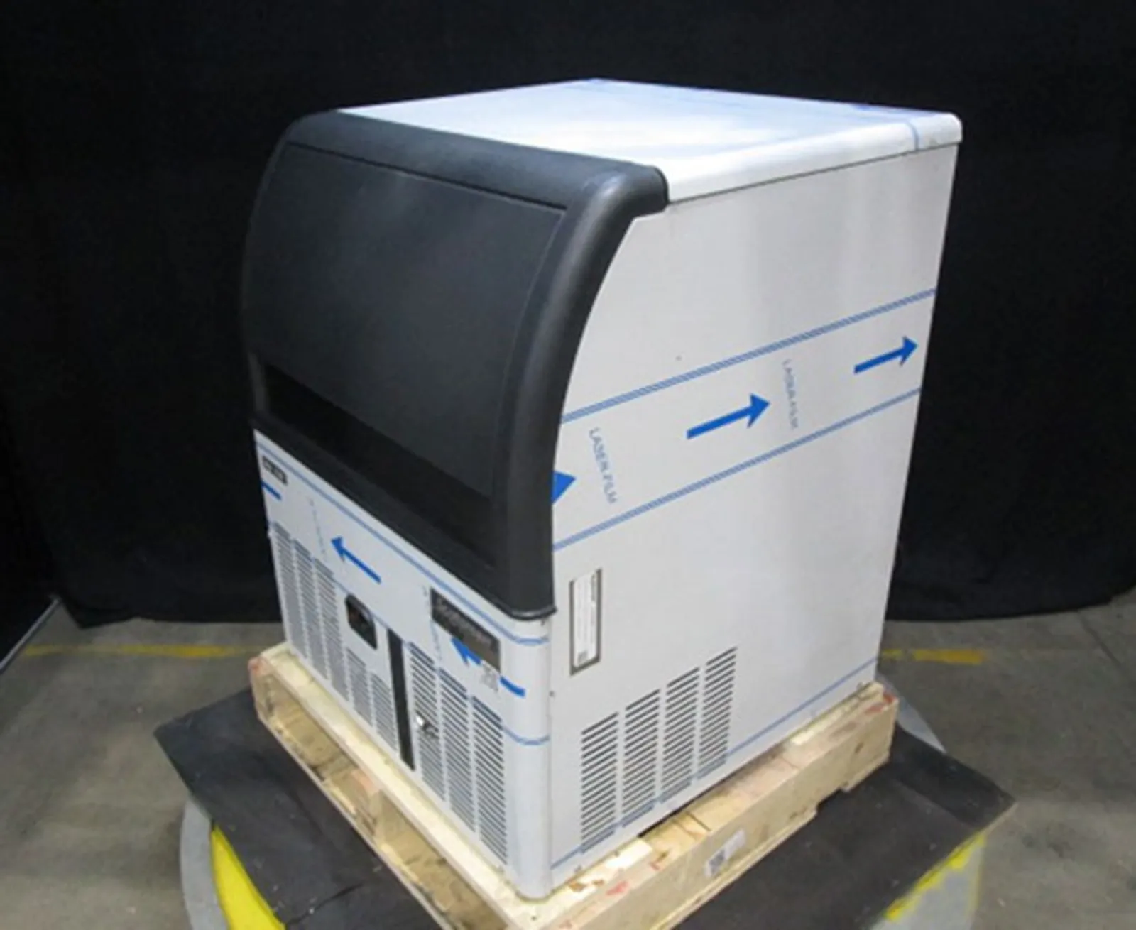 Scotsman NU 100 AS OX - 45kg - XSafe Self Contained Dice Ice Maker - Clearance (2)