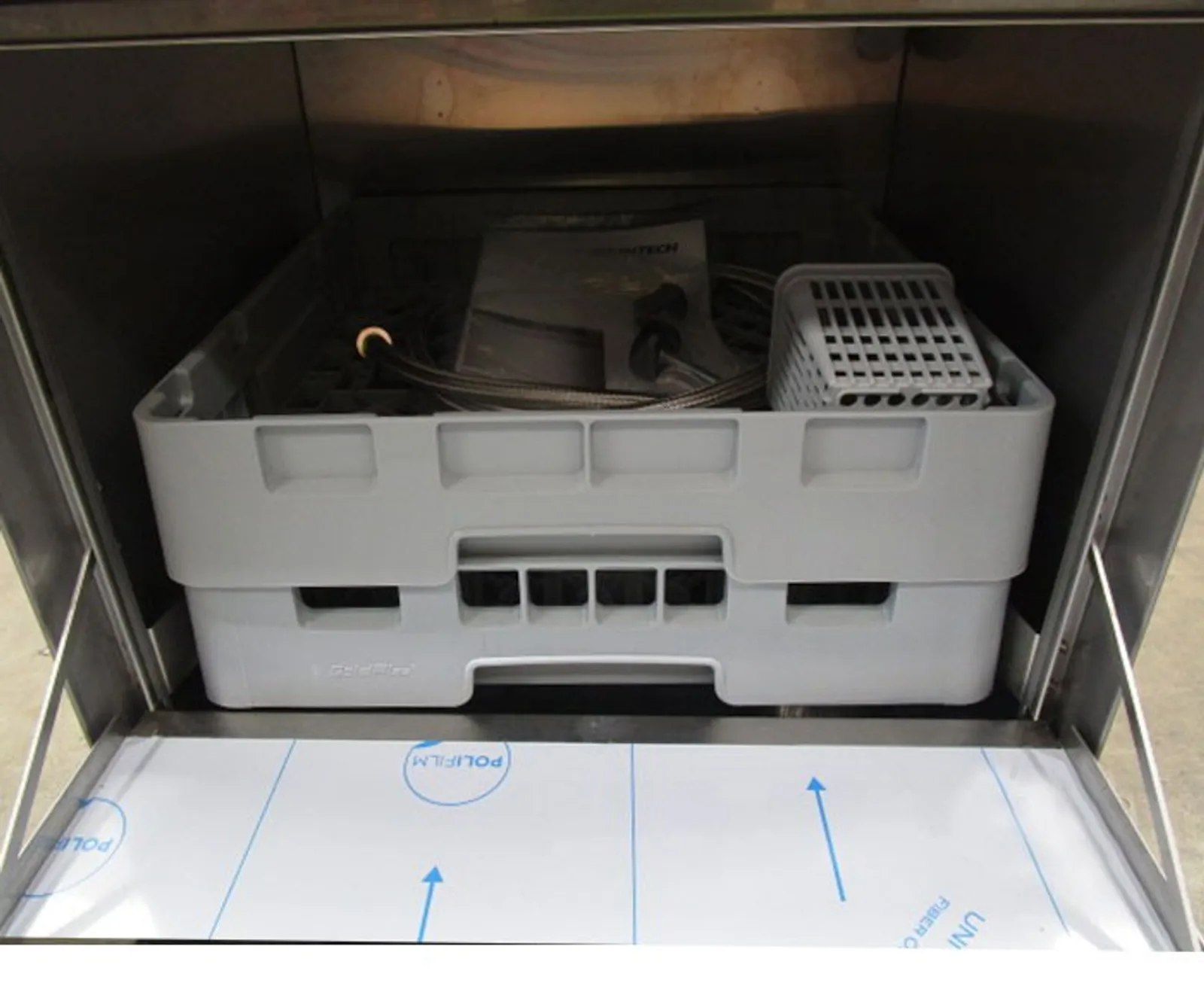 Washtech XU - Undercounter Dishwasher - 500mm Rack - Clearance (2)