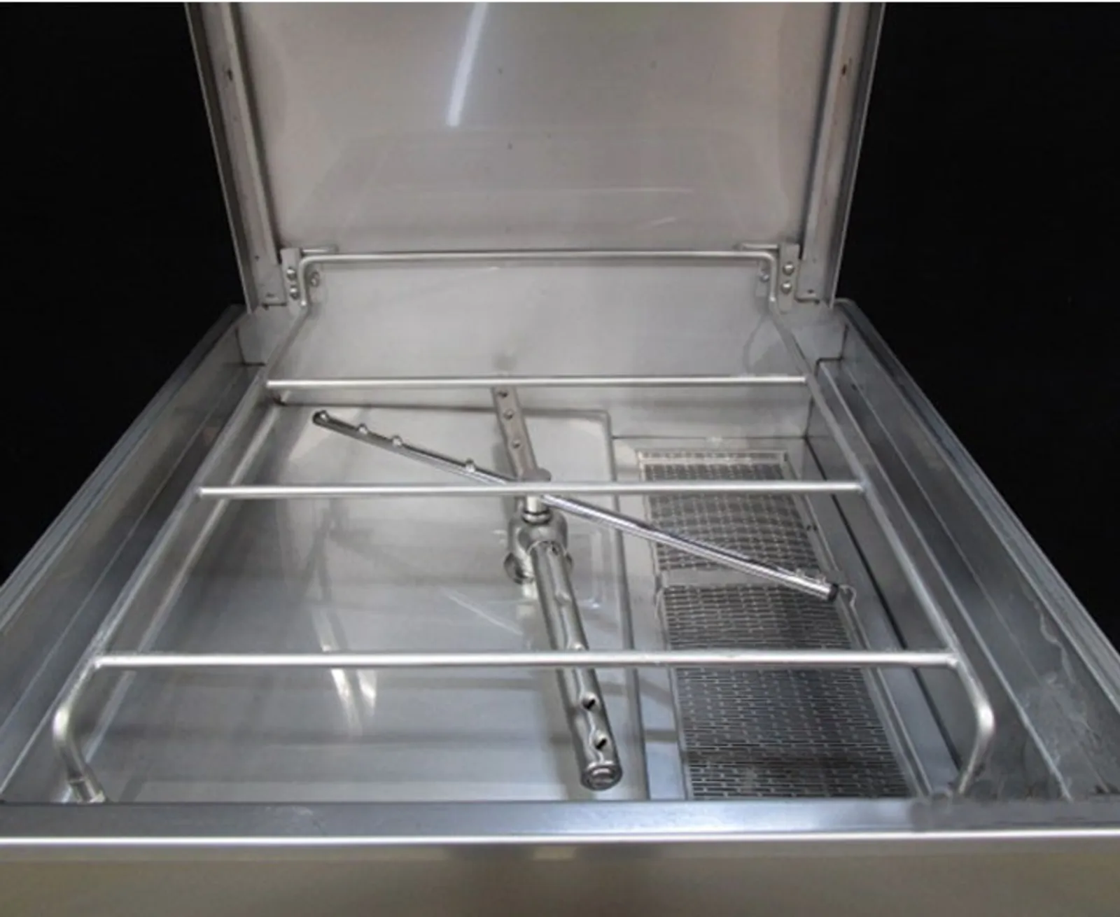 Washtech M2 - Professional Passthrough Dishwasher - 500mm Rack - Clearance