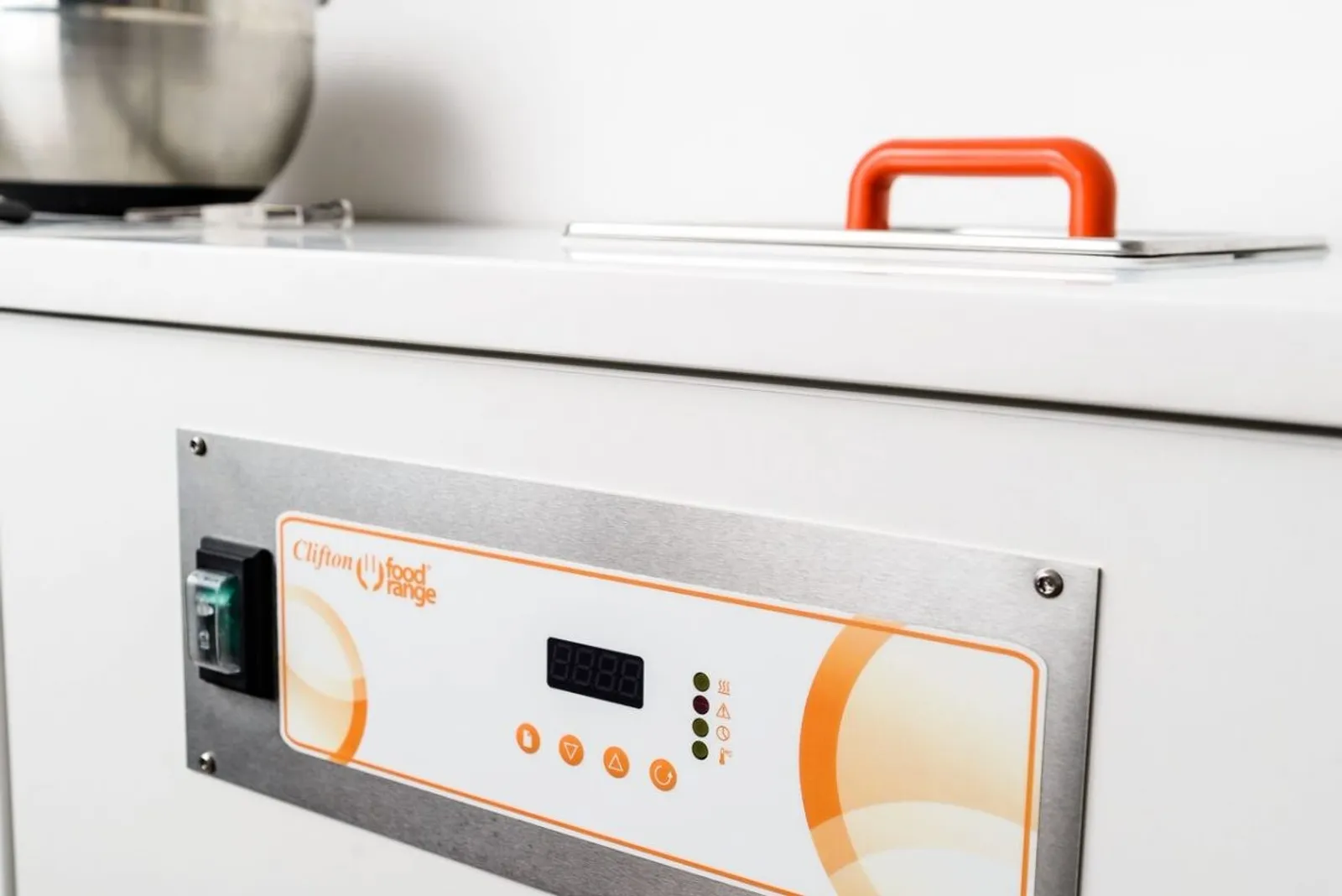 Clifton  CFDOUBLE1428 Double Tank and Control  - 1 x 14Ltr and 1 x 28Lt