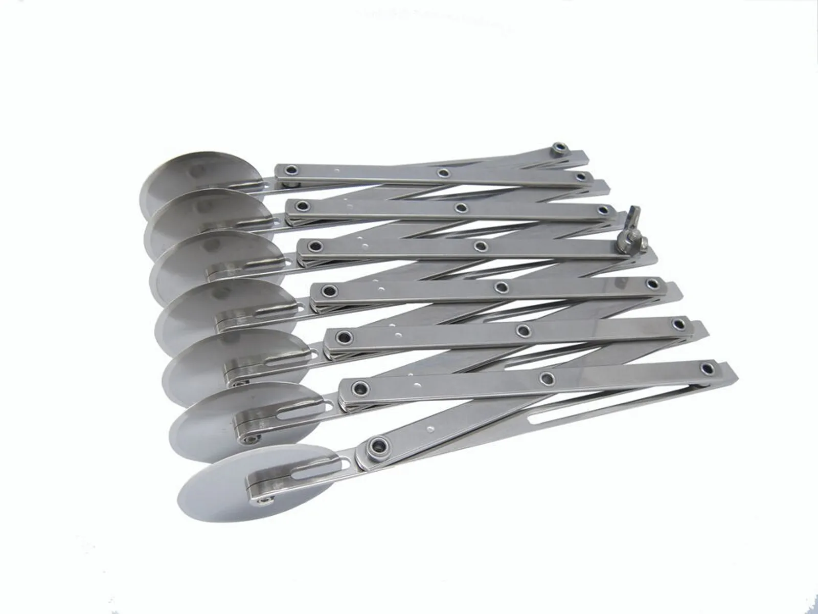 Matfer Bourgeat 141012 - Cutter Dough 7 Wheel