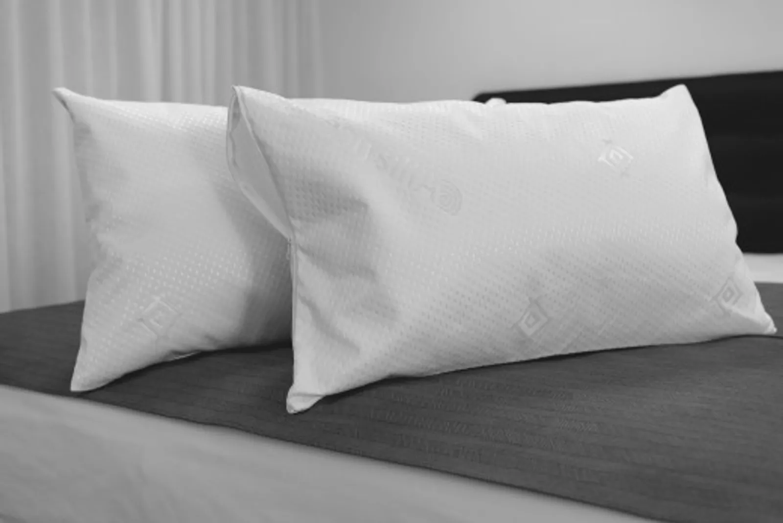 Alliance 18778 - Pillow Protector Cool Breeze Waterproof 50x75