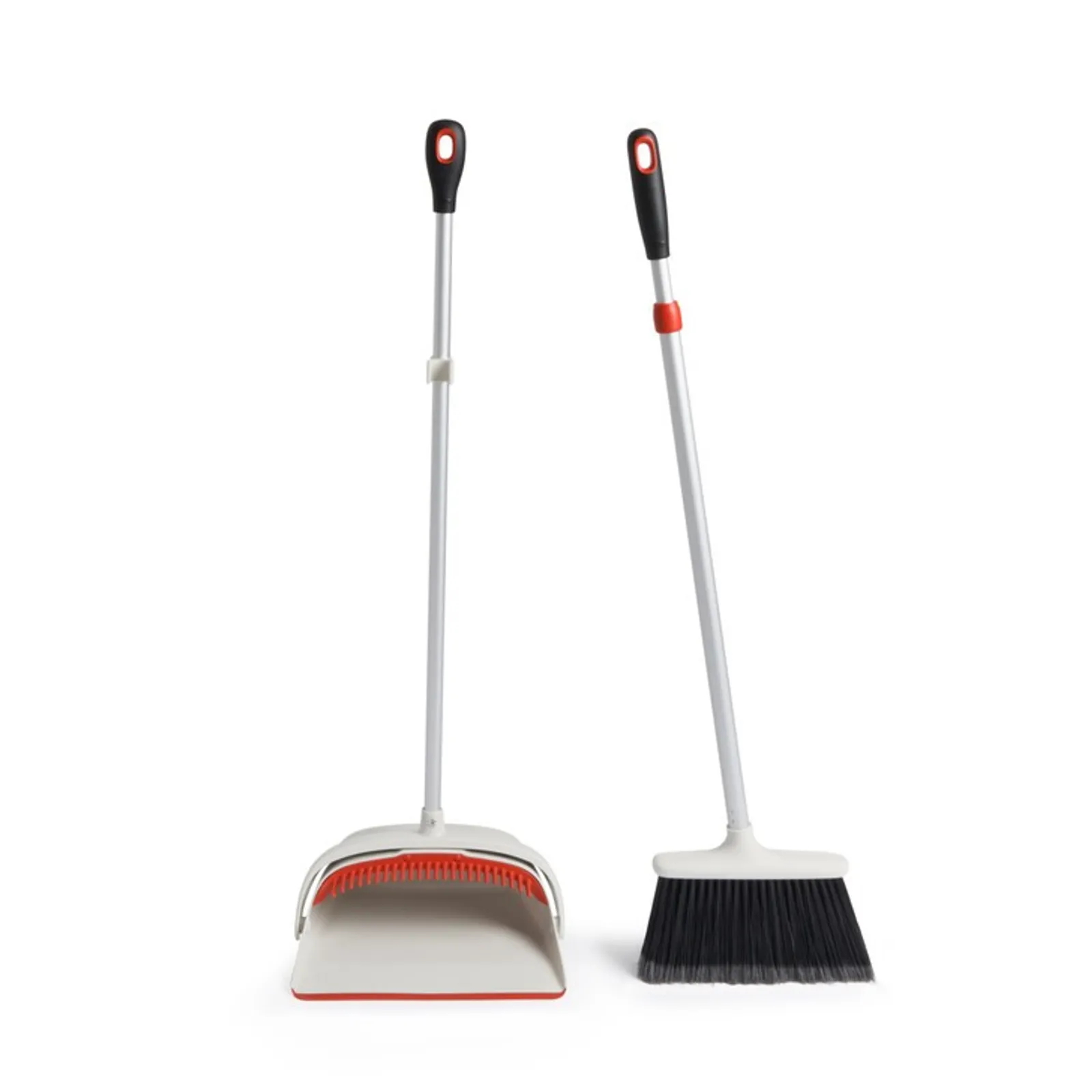 OXO 48752 - Good Grips Large Sweep Set With Ext Broom